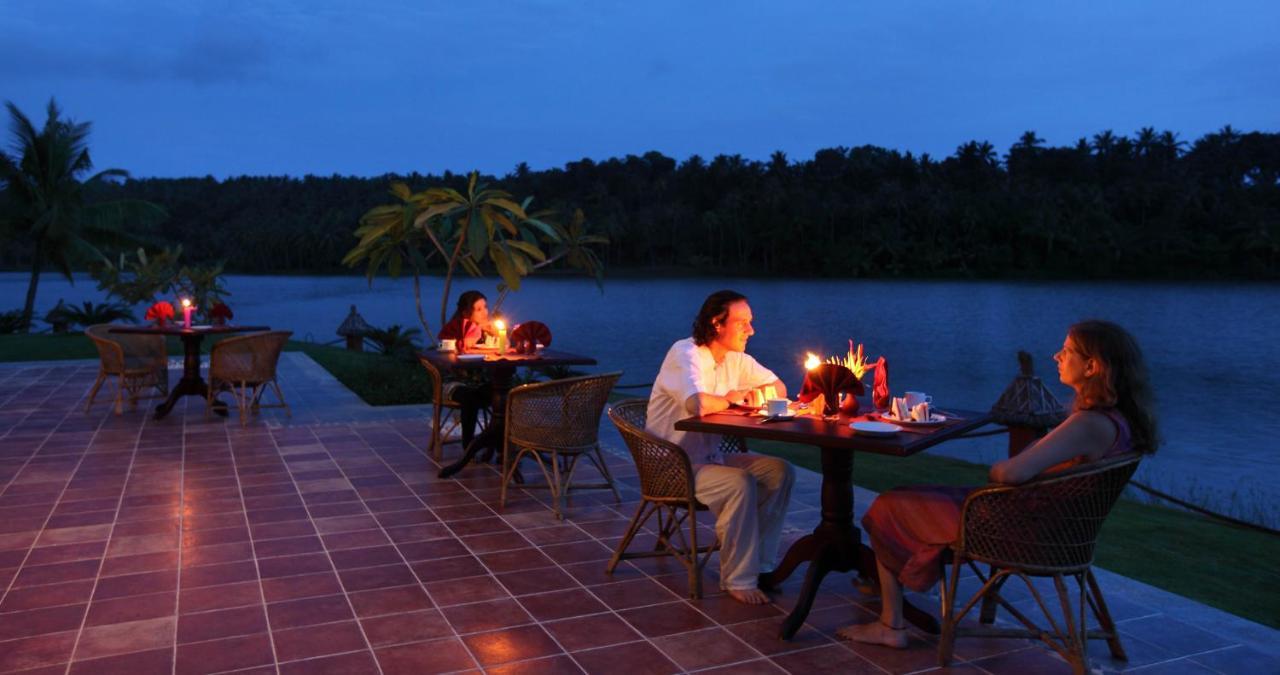 Fragrant Nature Backwater Resort&Ayurveda Spa Kollam Extérieur photo