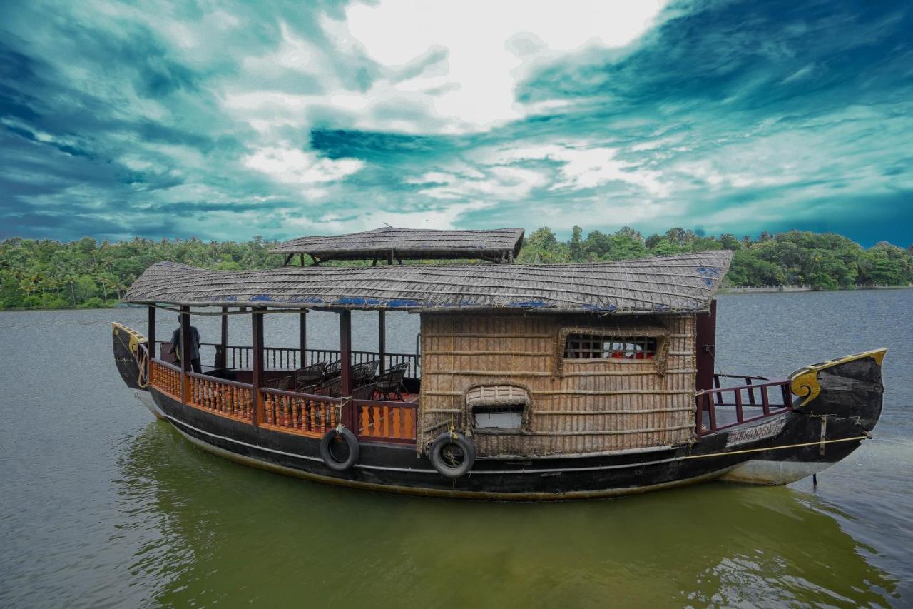 Fragrant Nature Backwater Resort&Ayurveda Spa Kollam Extérieur photo