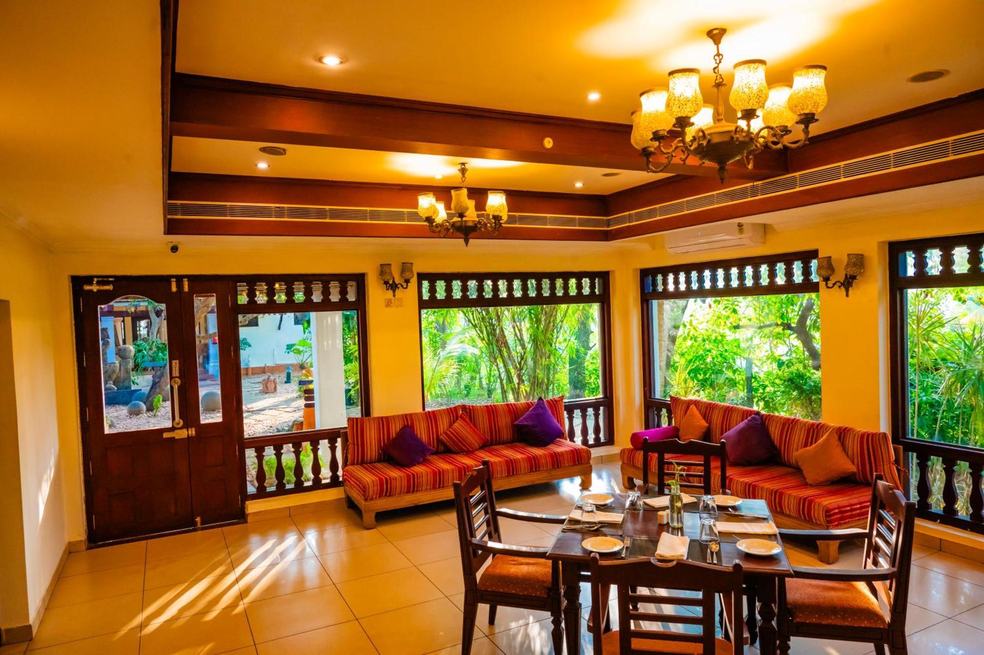 Fragrant Nature Backwater Resort&Ayurveda Spa Kollam Extérieur photo